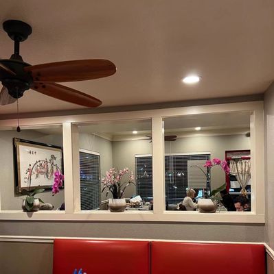 Lee's Chinese Kitchen by null