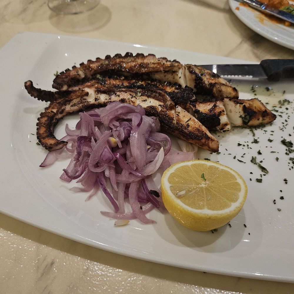 Greek Taverna - Greek Near Me - Edgewater, New Jersey Greek Taverna - Greek Near Me - Edgewater, New Jersey