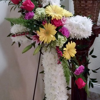 Priscilla's Flower Shoppe - 1125 - Mixed Spring Cross - Florists Near Me - Irving, Texas