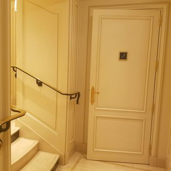 Ritz Paris - Ritz Paris: Lobby restroom....special area for disabled!! - Hotels Near Me - Paris, 75