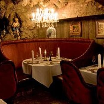 The Cellar Restaurant - Booth :: We sat here!! - French Near Me - Fullerton, California