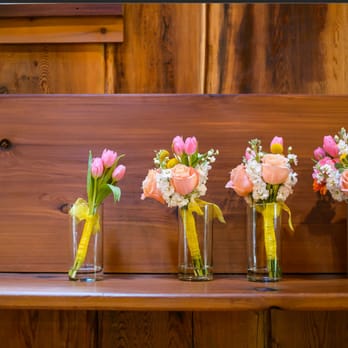 Down to Earth Flowers - The bouquets...simple and sweet. - Florists Near Me - Snoqualmie, Washington