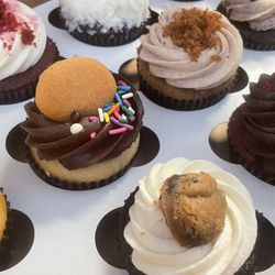 Sugar Mama's Gourmet Cupcakes - One dozen cupcakes