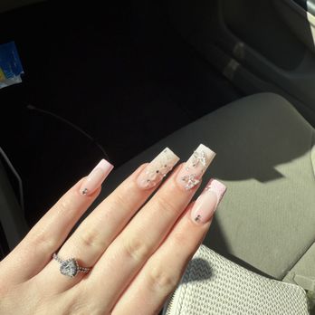 Ooh La La Salon - Nail Salons Near Me - Mill Valley, California Ooh La La Salon - Nail Salons Near Me - Mill Valley, California