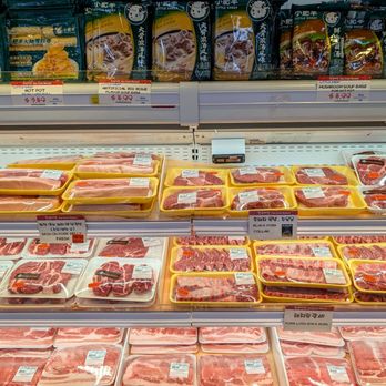 Hankook Supermarket - Love how the meats have hotpot starter and marinade right above them - International Grocery Near Me - Sunnyvale, California Hankook Supermarket - Love how the meats have hotpot starter and marinade right above them - International Grocery Near Me - Sunnyvale, California