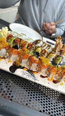 YōKi Japanese Restaurant & Bar - Ramen & Sushi Place by null