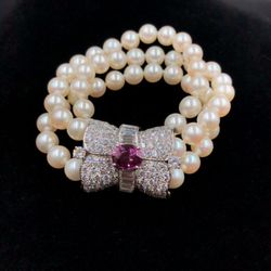 MM Fine Jewelry And Gems - Vintage Akoya Pearl Bracelet w/ a GIA certed 3.3ct Pinkish Purple Sapphire w/ 6.5cts of VVS1-VS1 F-G color dias in 18kt gold. Value $22k.