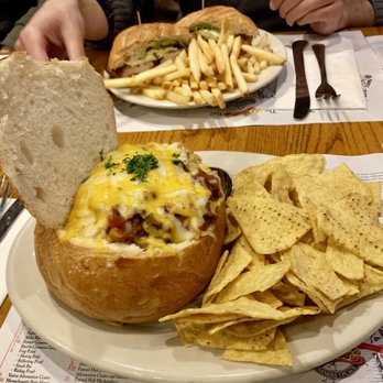 Cheers - Bread bowl chili - American Near Me - Boston, Massachusetts Cheers - Bread bowl chili - American Near Me - Boston, Massachusetts