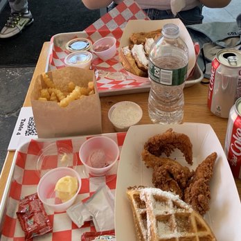 Sweet Chick - Vegetarian Classic Chicken & Waffles Lil Chicken & Waffles Classic - Breakfast & Brunch Near Me - Brooklyn, New York Sweet Chick - Vegetarian Classic Chicken & Waffles Lil Chicken & Waffles Classic - Breakfast & Brunch Near Me - Brooklyn, New York
