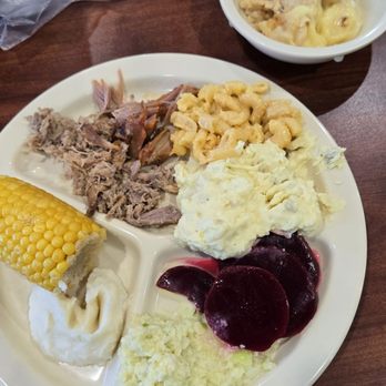 Ralph's Barbecue - Buffet - Barbeque Near Me - Weldon, North Carolina