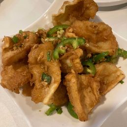 Salt and Pepper Squid ($10.95)