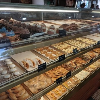 Versailles Bakery - Bakeries Near Me - Miami, Florida Versailles Bakery - Bakeries Near Me - Miami, Florida
