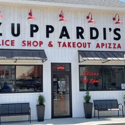 ZUPPARDI'S APIZZA - Updated January 2026 - 48 Photos & 27 Reviews
