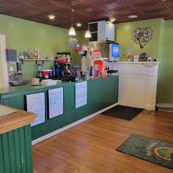 Pupuseria Los Robles - order at the counter - Salvadoran Near Me - Stanardsville, Virginia