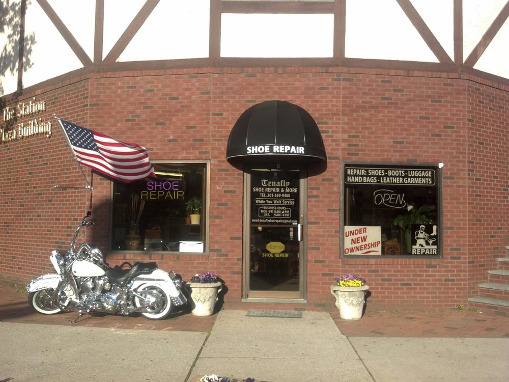 TENAFLY SHOE REPAIR Updated August 2024 15 Reviews 1 Hillside Ave