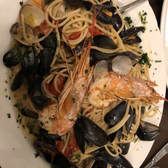 Trattoria Pontini - Seafood pasta with extra pasta. - Trattorie Near Me - Venezia, VE Trattoria Pontini - Seafood pasta with extra pasta. - Trattorie Near Me - Venezia, VE