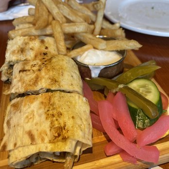 Ayam Zaman Restaurant - Chicken Tawook very dry. - Middle Eastern Near Me - Coquitlam, British Columbia