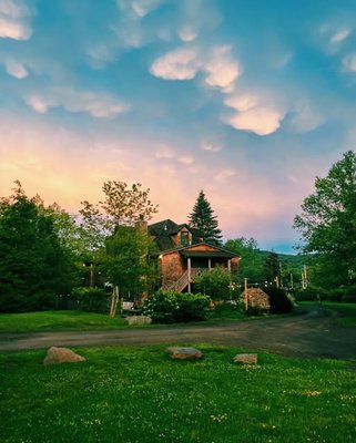 Hotel Mountain Brook by null