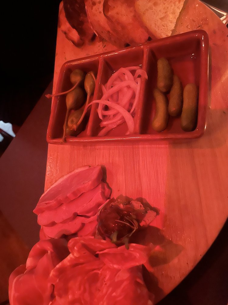 Social spots from Gigi's On Fairmount