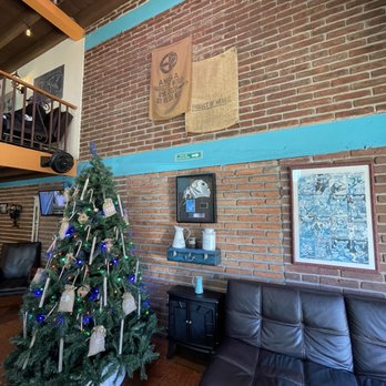 Café La Churreria - Christmas Tree and Interior! - Churros Near Me - Ensenada, BCN