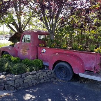 High Hand Cafe - Garden truck in the front - New American Near Me - Loomis, California High Hand Cafe - Garden truck in the front - New American Near Me - Loomis, California