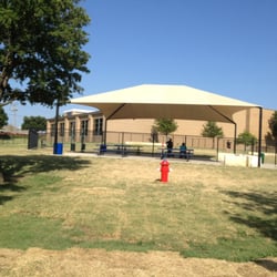 Rosemeade Dog Park - Large dog area looking toward small dog area