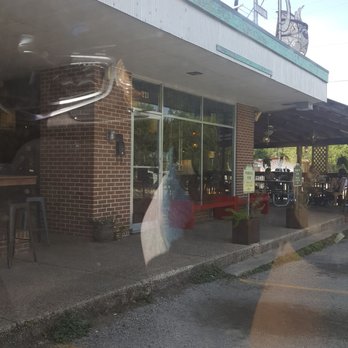 Epoch Coffee - The front of Epoch Coffee very cool and trendy coffee shop on the strip with other trendy stores!!! - Coffee & Tea Near Me - Austin, Texas