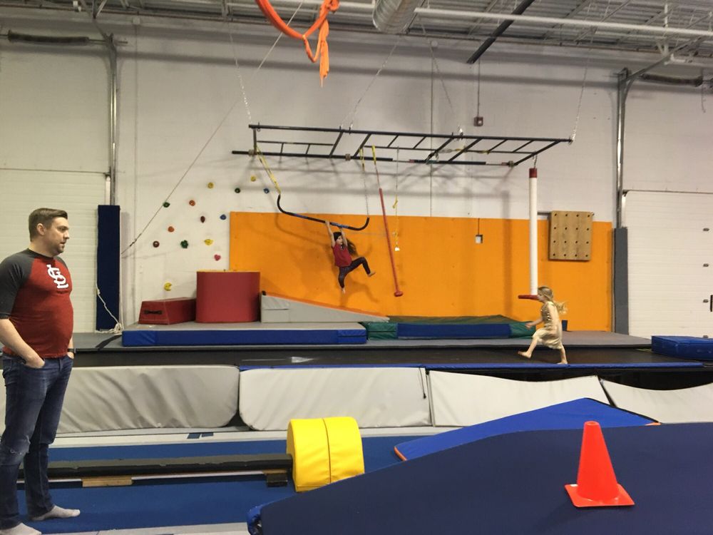 Hi-NRG Trampoline Academy Logo