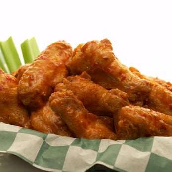 Beef 'O' Brady's - basket of buffalo wings - American Near Me - Brandon, Florida