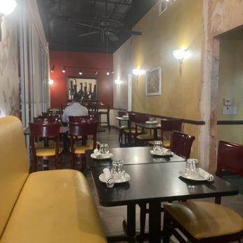 Mangia e Bevi - Italian Near Me - Oceanside, California
