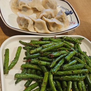 Must Be Dumpling - Green beans, shrimp&pork dumplings, and spring rolls - Chinese Near Me - Pacifica, California