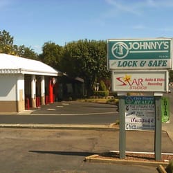 Johnny's Lock & Safe