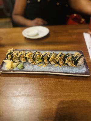 MAKI SUSHI BAR & GRILL by null