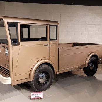 Studebaker National Museum - Museums Near Me - South Bend, Indiana Studebaker National Museum - Museums Near Me - South Bend, Indiana