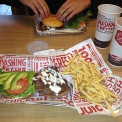 Smashburger - Melt in your Mouth Avocado Club! Mmm Mmm Mmm!!!