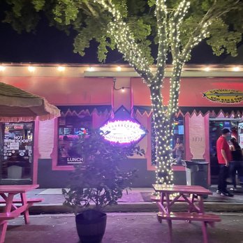 Barracuda Taphouse & Grill - Bars Near Me - Coconut Grove, Florida