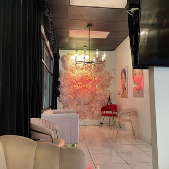 Cherry Lash - Waiting area - Eyelash Service Near Me - Las Vegas, Nevada
