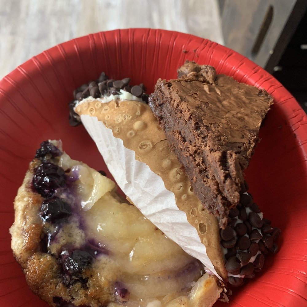 Prosecco Cafe - Rustic tart, cannoli, and brownie - Breakfast & Brunch Near Me - Palm Beach Gardens, Florida Prosecco Cafe - Rustic tart, cannoli, and brownie - Breakfast & Brunch Near Me - Palm Beach Gardens, Florida