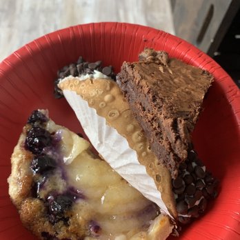 Prosecco Cafe - Rustic tart, cannoli, and brownie - Breakfast & Brunch Near Me - Palm Beach Gardens, Florida