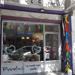 Piccolini - Fachada del negocio ubicado en calle Mendoza