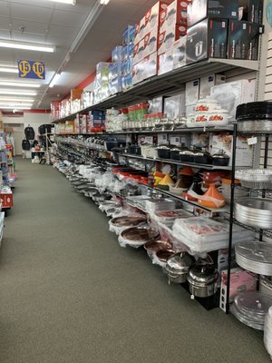 Heights Kitchenware by null