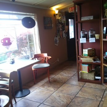 Walden's Coffeehouse - A table in the back. There is seating for about 40 people with all the tables(no booths, it's more of just a coffee house set-up - Coffee & Tea Near Me - Reno, Nevada
