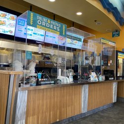 Ono Hawaiian BBQ - Inside