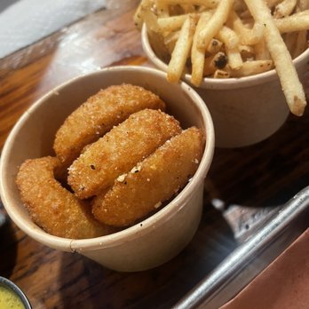 Apocalypse BBQ - Onion rings and fries - Food Trucks Near Me - Miami, Florida Apocalypse BBQ - Onion rings and fries - Food Trucks Near Me - Miami, Florida