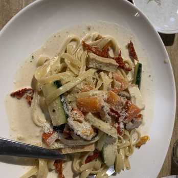 Tiny Pyramid - Rosemary Cream Noods w/ Tofu - Cafes Near Me - Honolulu, Hawaii