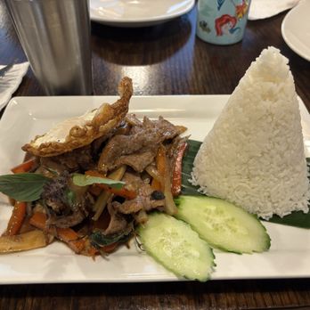 More Thai Kitchen - Pad gra pow - Thai Near Me - Mississauga, Ontario More Thai Kitchen - Pad gra pow - Thai Near Me - Mississauga, Ontario