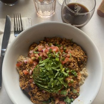 26 Beach Restaurant - Chorizo Royal - New American Near Me - Venice, California