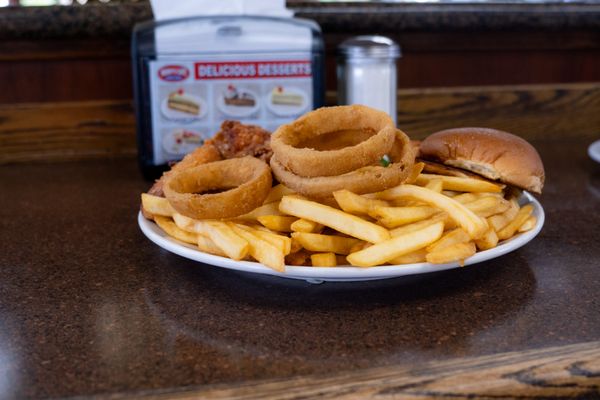 Harry's Cafe by null