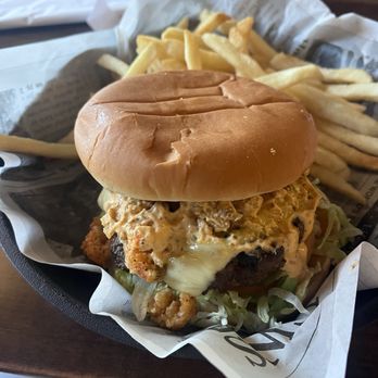 Landmark Cafe & Grill - Landmark Burger - Cajun/Creole Near Me - Lucedale, Mississippi