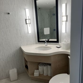 Marriott Stanton South Beach - Bathroom - Hotels Near Me - Miami Beach, Florida Marriott Stanton South Beach - Bathroom - Hotels Near Me - Miami Beach, Florida